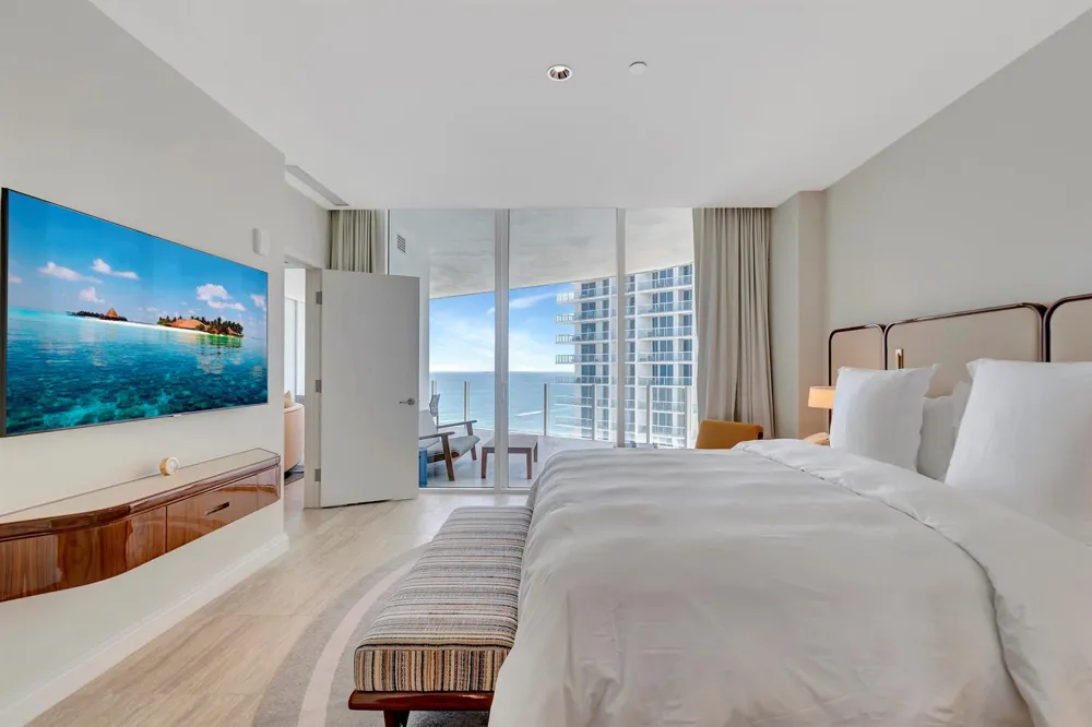 525 FORT LAUDERDALE BEACH BOULEVARD #1707 Fort Lauderdale, FL 33304