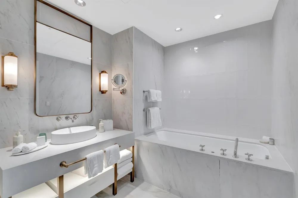 525 FORT LAUDERDALE BEACH BOULEVARD #1707 Fort Lauderdale, FL 33304