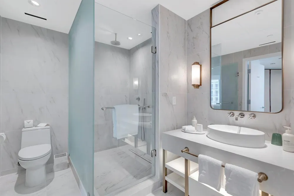 525 FORT LAUDERDALE BEACH BOULEVARD #1707 Fort Lauderdale, FL 33304