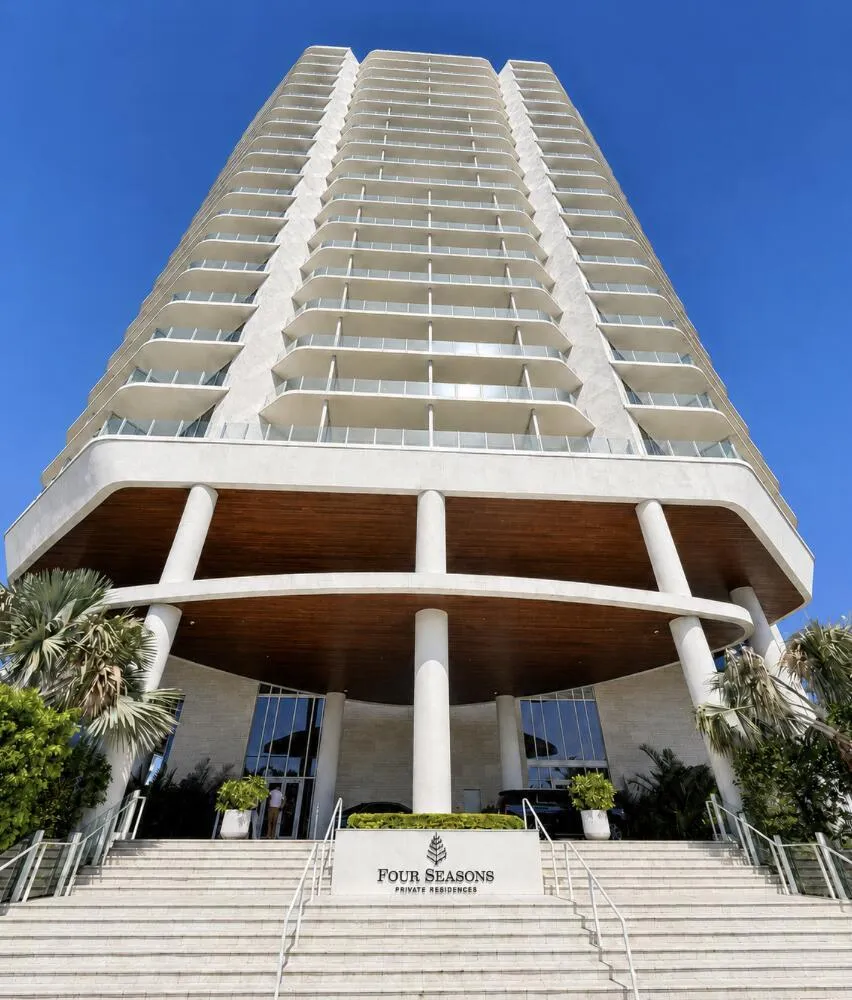 525 FORT LAUDERDALE BEACH BOULEVARD #1707 Fort Lauderdale, FL 33304