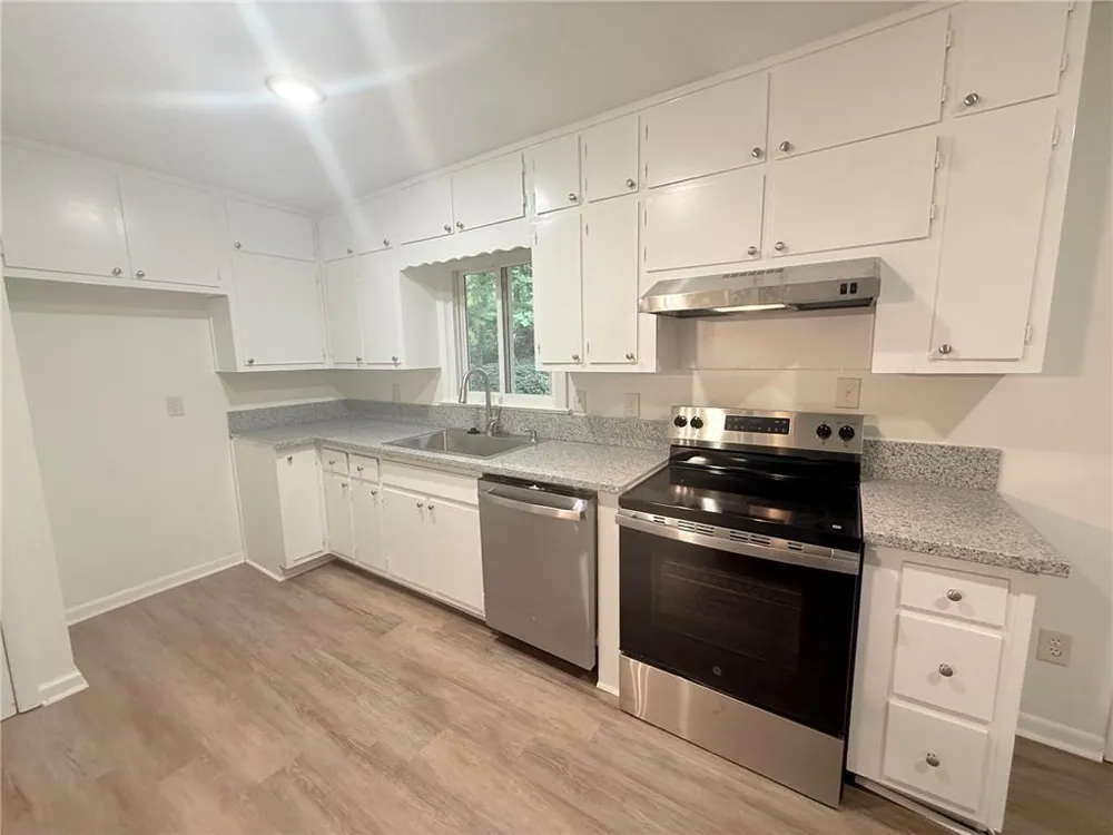 5641 Stone Court Stone Mountain, GA 30087