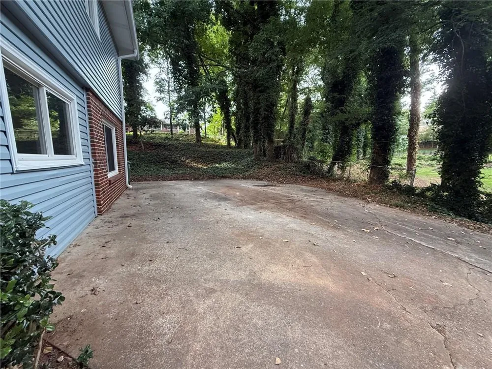 5641 Stone Court Stone Mountain, GA 30087
