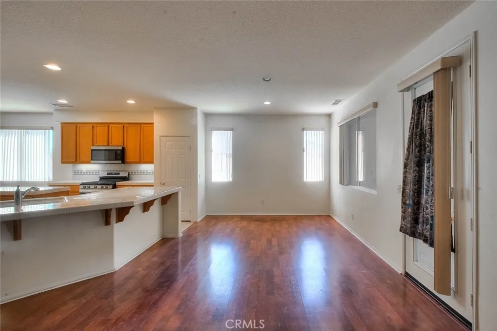 14990 Lexington Adelanto, CA 92301