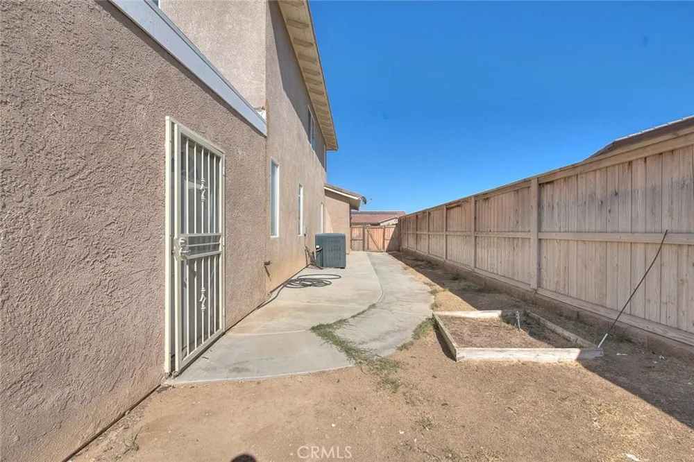 14990 Lexington Adelanto, CA 92301