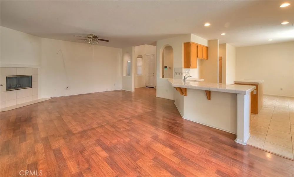 14990 Lexington Adelanto, CA 92301