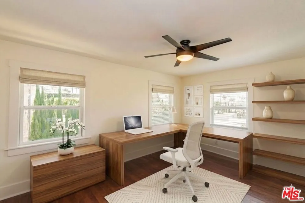 4530 W Washington Boulevard Los Angeles, CA 90016