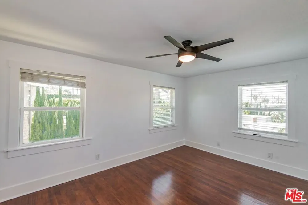 4530 W Washington Boulevard Los Angeles, CA 90016