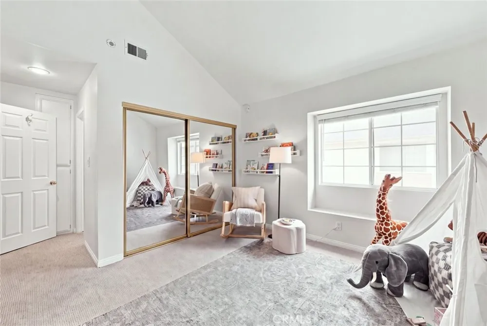 400 Richmond #2 El Segundo, CA 90245