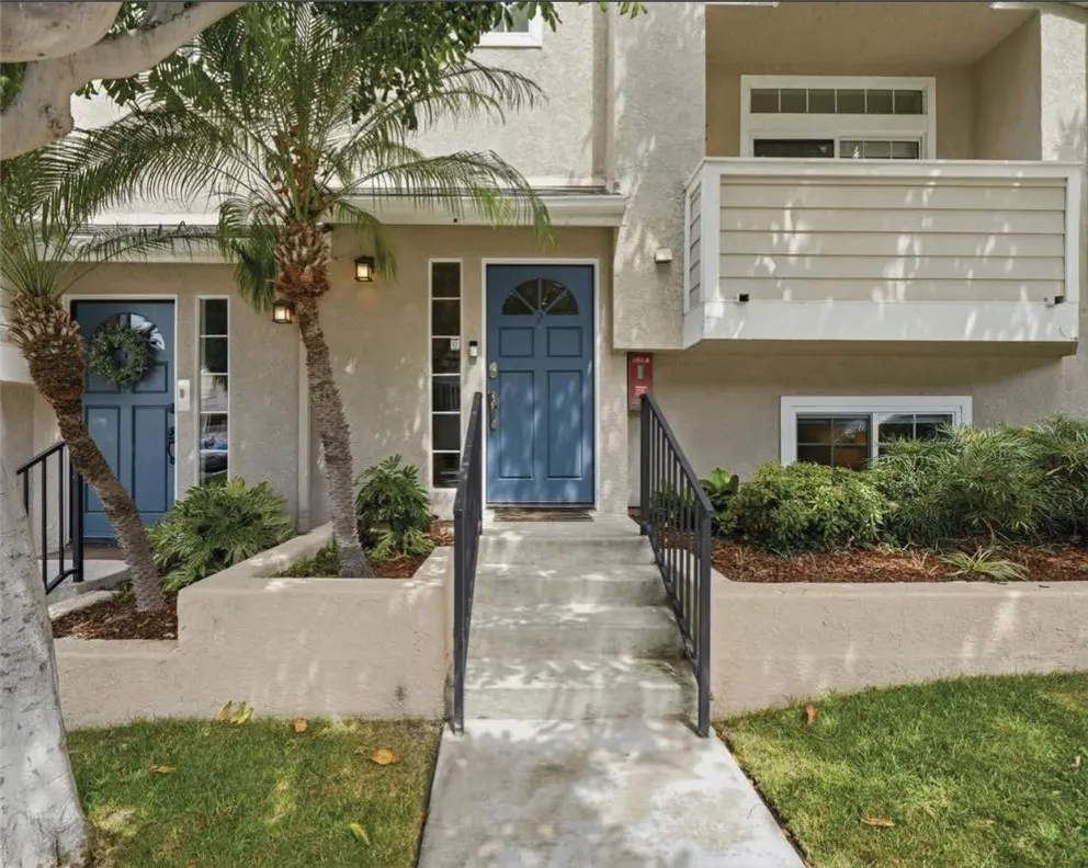 400 Richmond #2 El Segundo, CA 90245