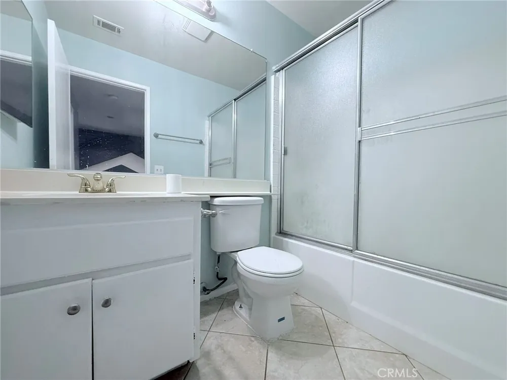 11876 Albion Way Moreno Valley, CA 92557