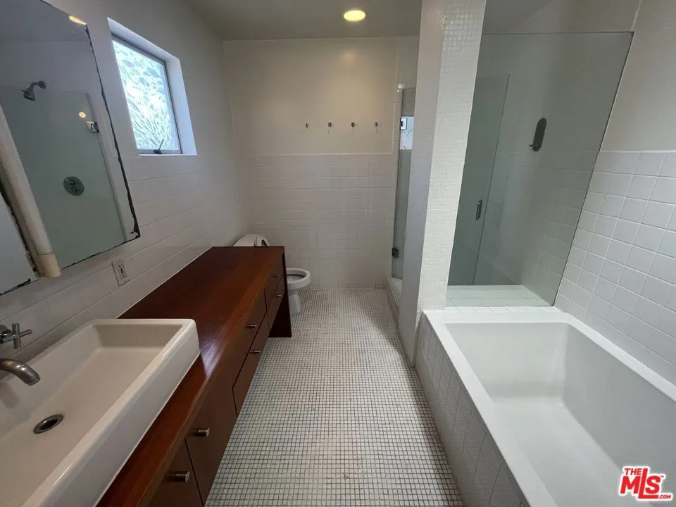 344 Indiana Avenue #C Venice, CA 90291