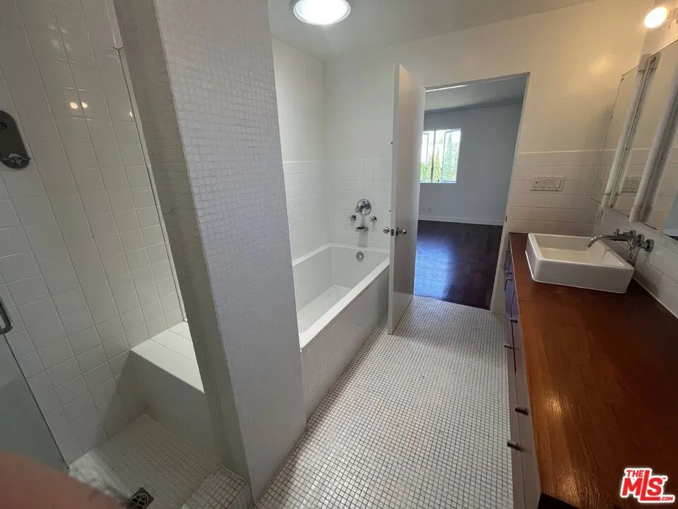 344 Indiana Avenue #C Venice, CA 90291