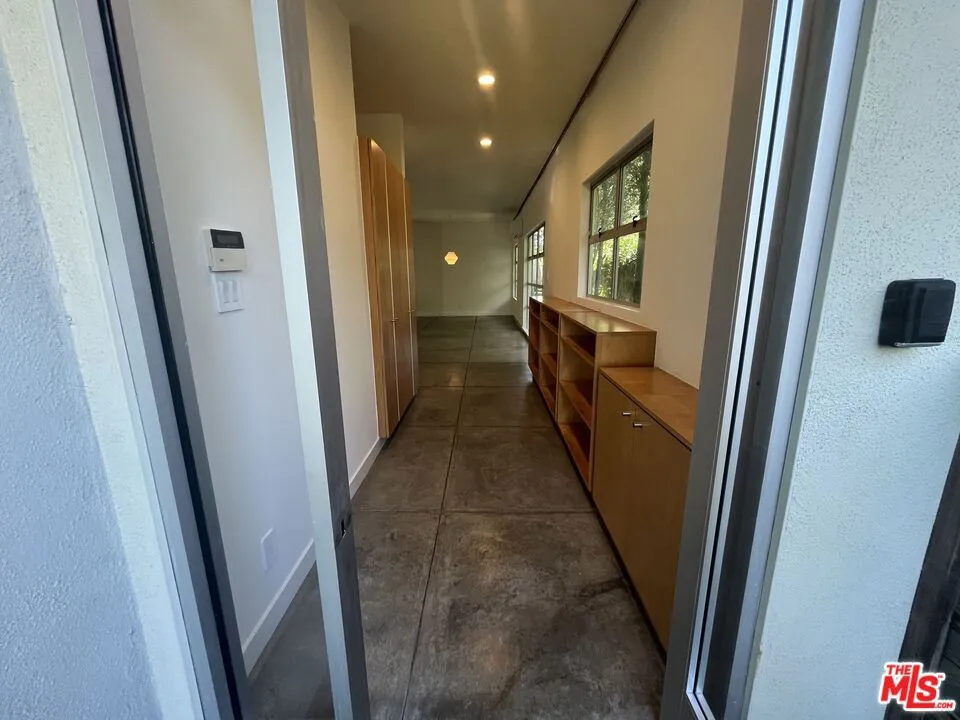 344 Indiana Avenue #C Venice, CA 90291
