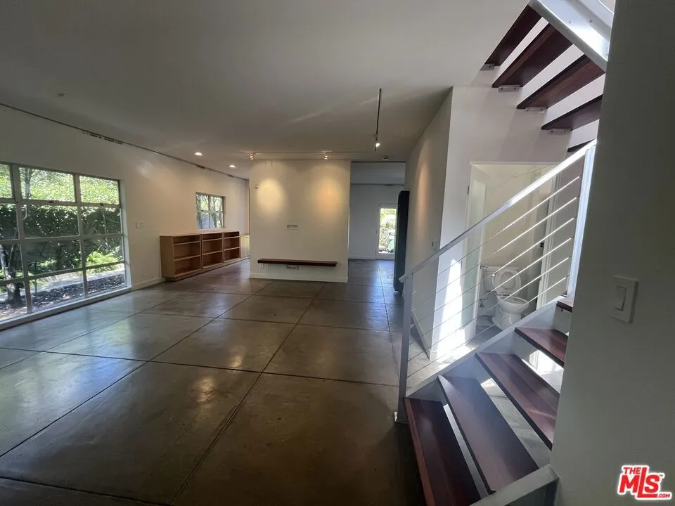 344 Indiana Avenue #C Venice, CA 90291