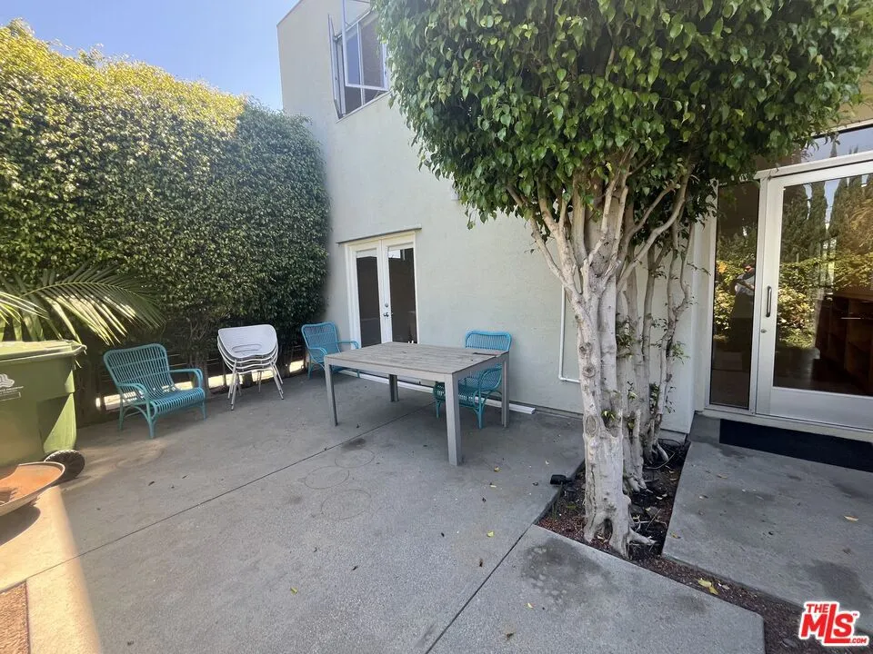344 Indiana Avenue #C Venice, CA 90291