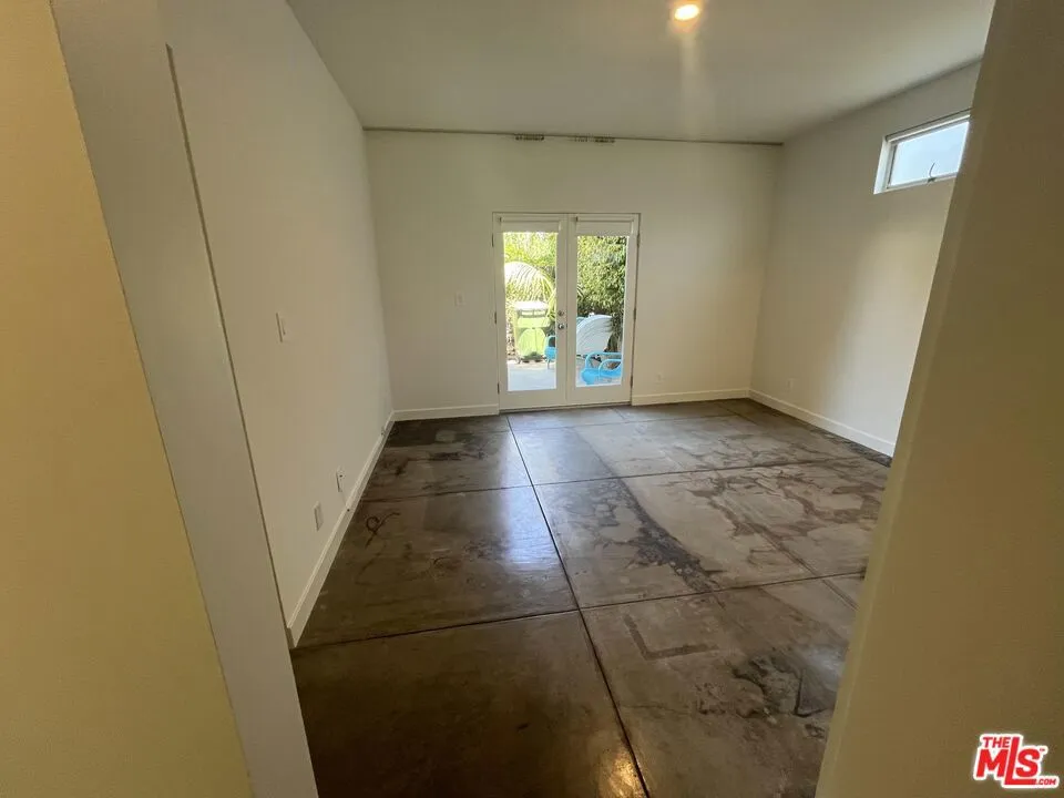 344 Indiana Avenue #C Venice, CA 90291