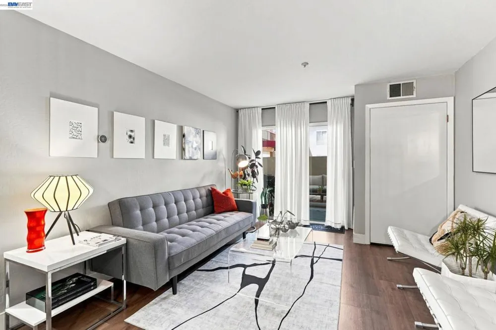 3173 Wayside Plaza #113 Walnut Creek, CA 94597