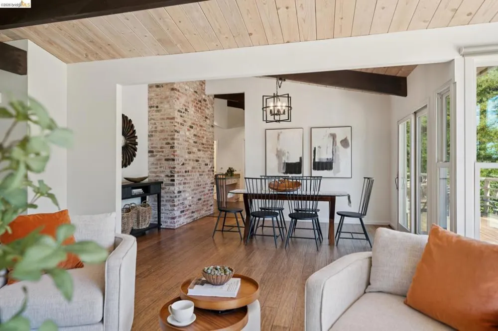 6040 Chelton Dr Oakland, CA 94611