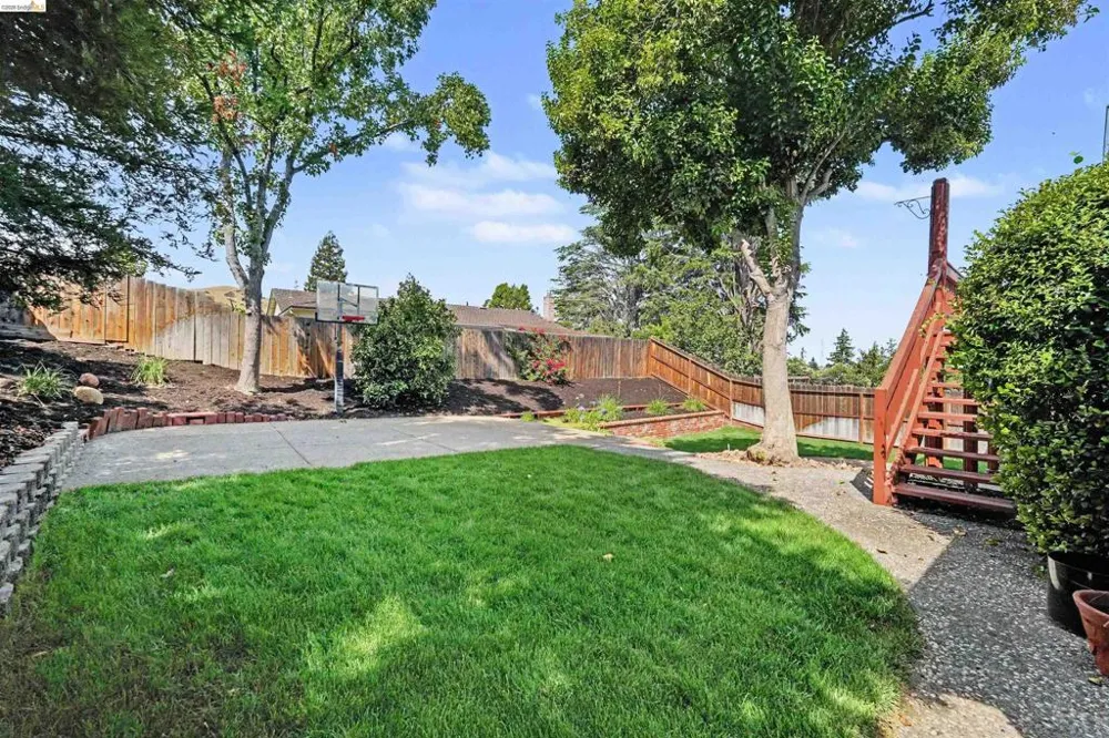 2326 Peachtree Cir Antioch, CA 94509