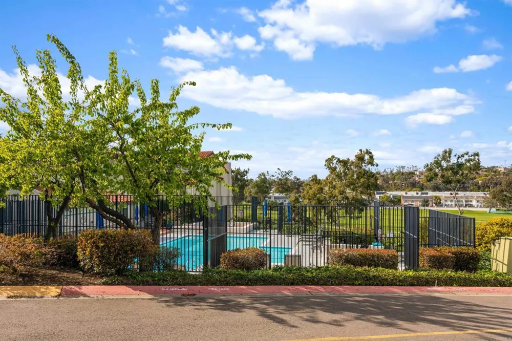 2510 Navarra Drive #524 Carlsbad, CA 92009