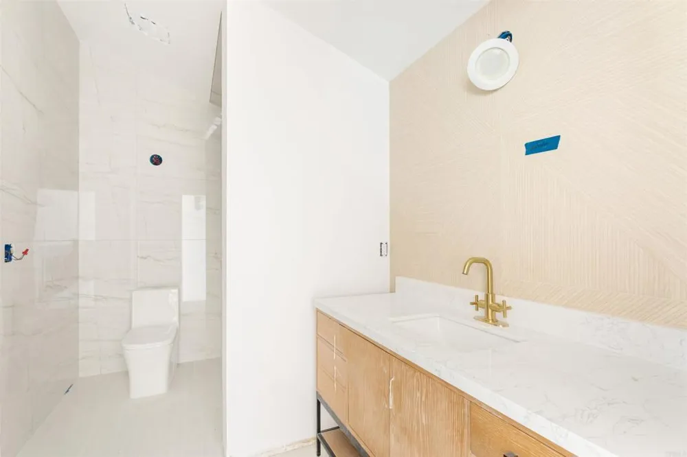 2510 Navarra Drive #524 Carlsbad, CA 92009