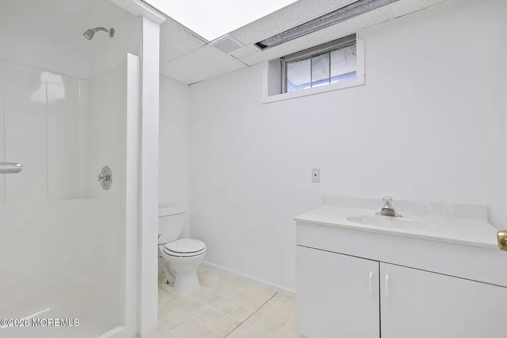 4 Claire Court Matawan, NJ 07747