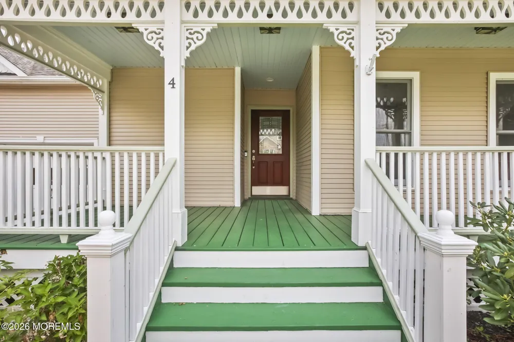 4 Claire Court Matawan, NJ 07747