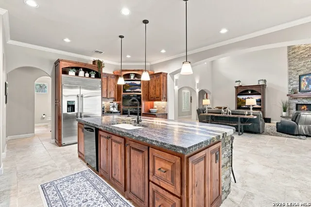 9900 KOPPLIN RD New Braunfels, TX 78132