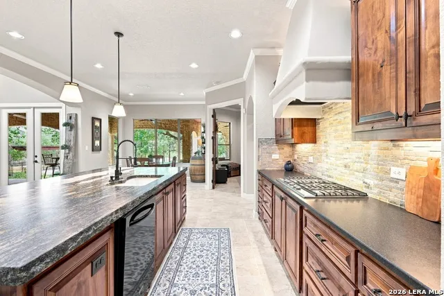 9900 KOPPLIN RD New Braunfels, TX 78132