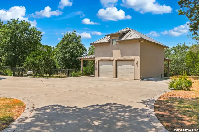 9900 KOPPLIN RD New Braunfels, TX 78132