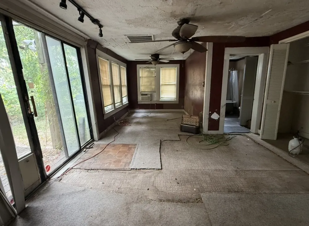 1018 College Street McKinney, TX 75069