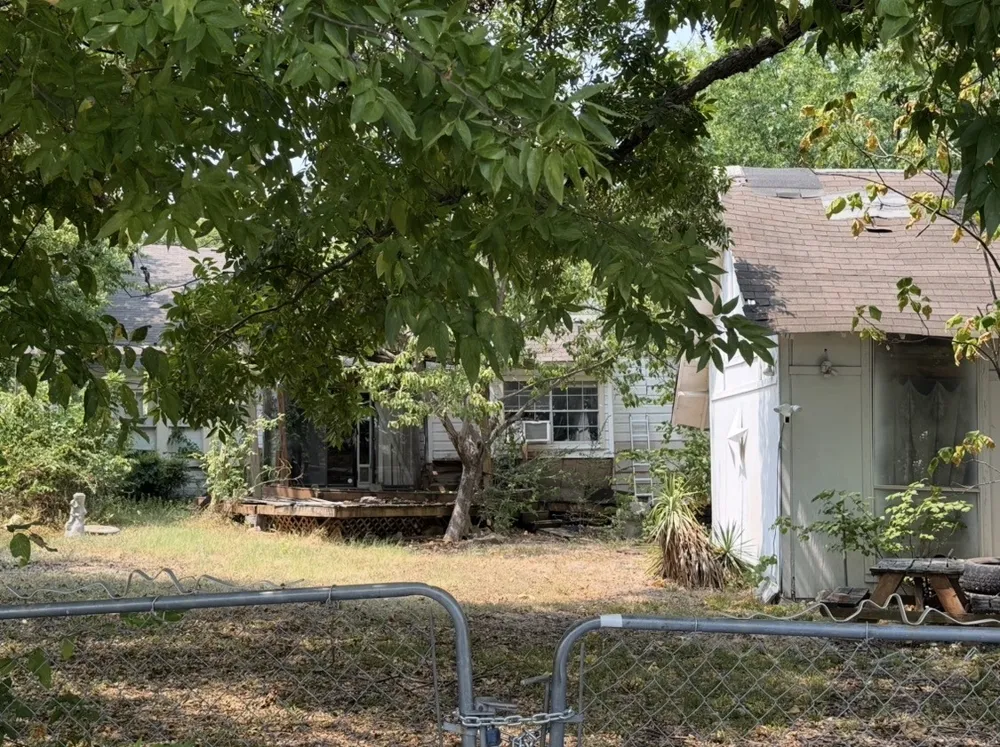 1018 College Street McKinney, TX 75069