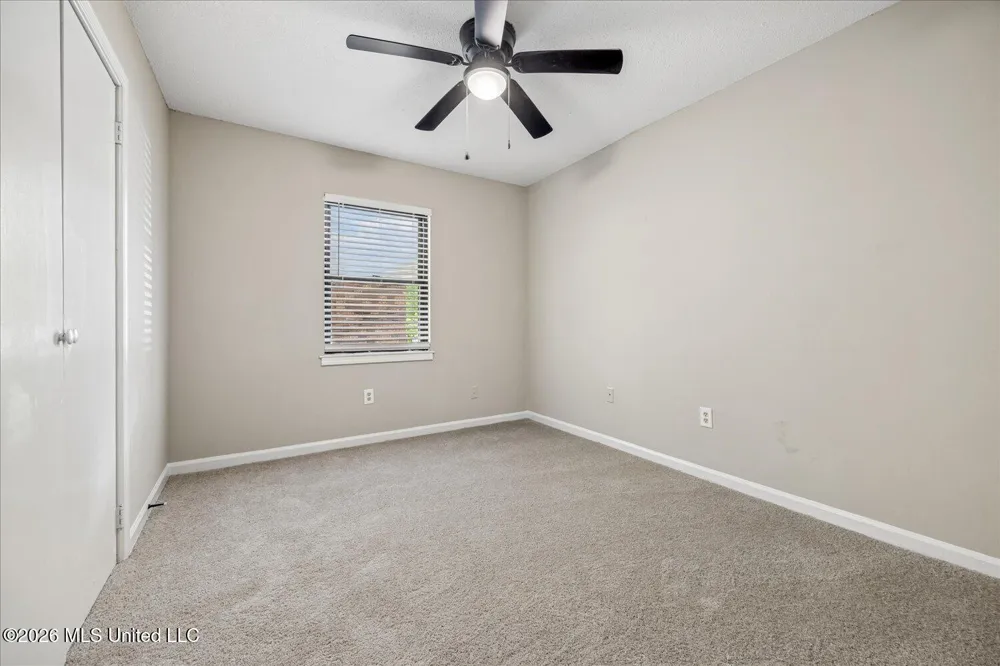 5698 Shannon Drive Horn Lake, MS 38637