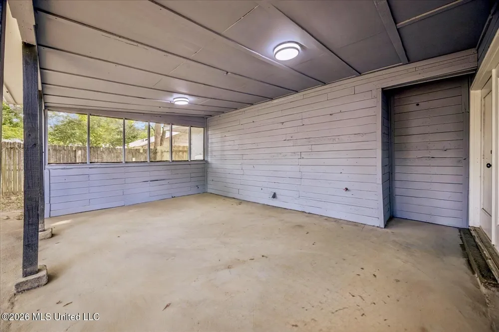 5698 Shannon Drive Horn Lake, MS 38637
