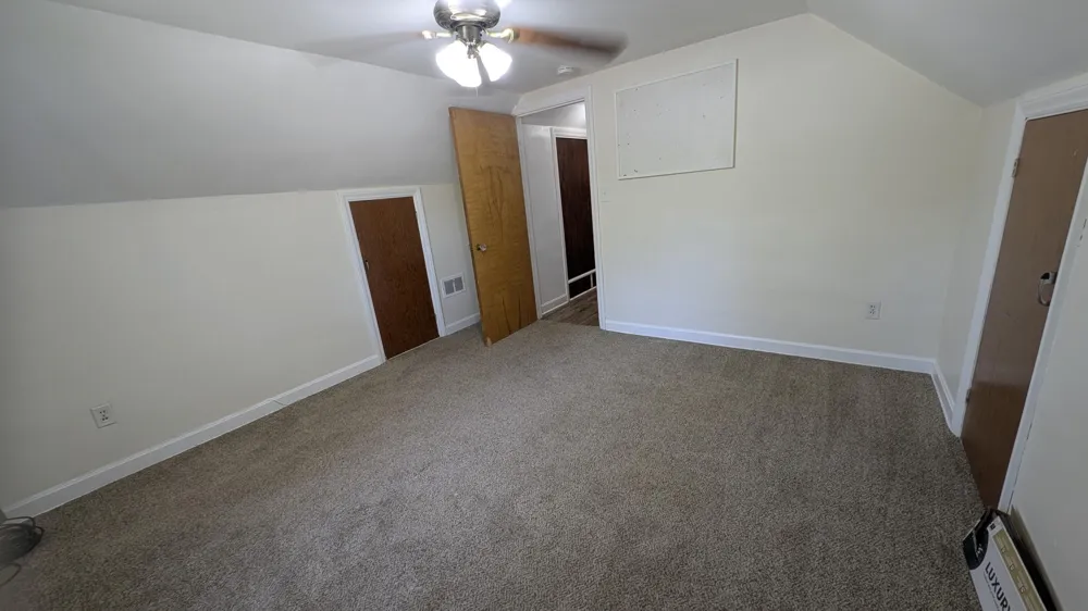 1932 Elwood Street Muskegon City, MI 49442