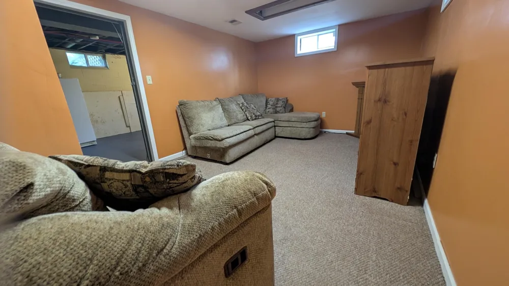 1932 Elwood Street Muskegon City, MI 49442