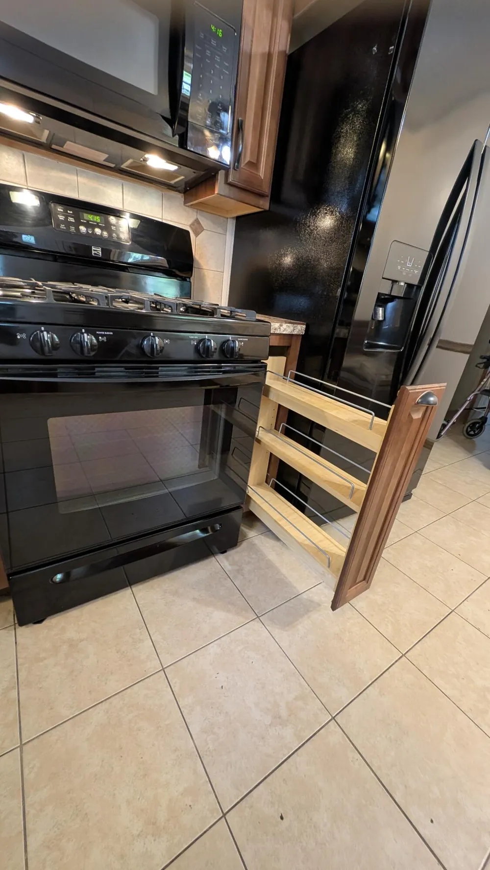 1932 Elwood Street Muskegon City, MI 49442