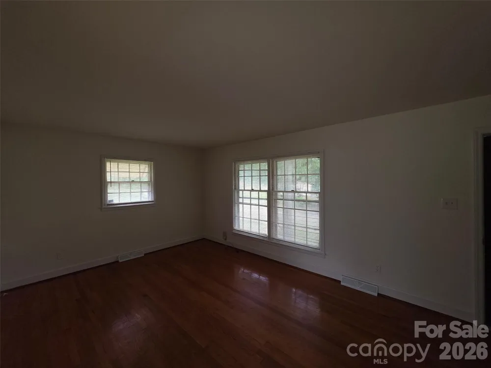 7600 Woodstream Drive Charlotte, NC 28210