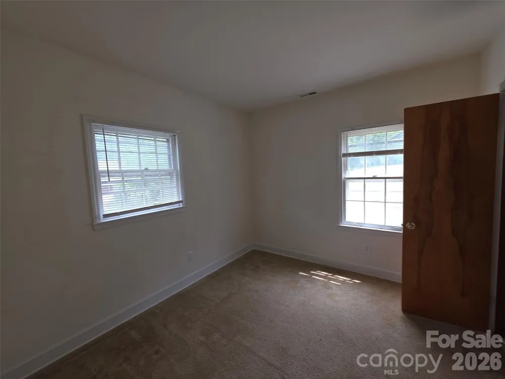7600 Woodstream Drive Charlotte, NC 28210