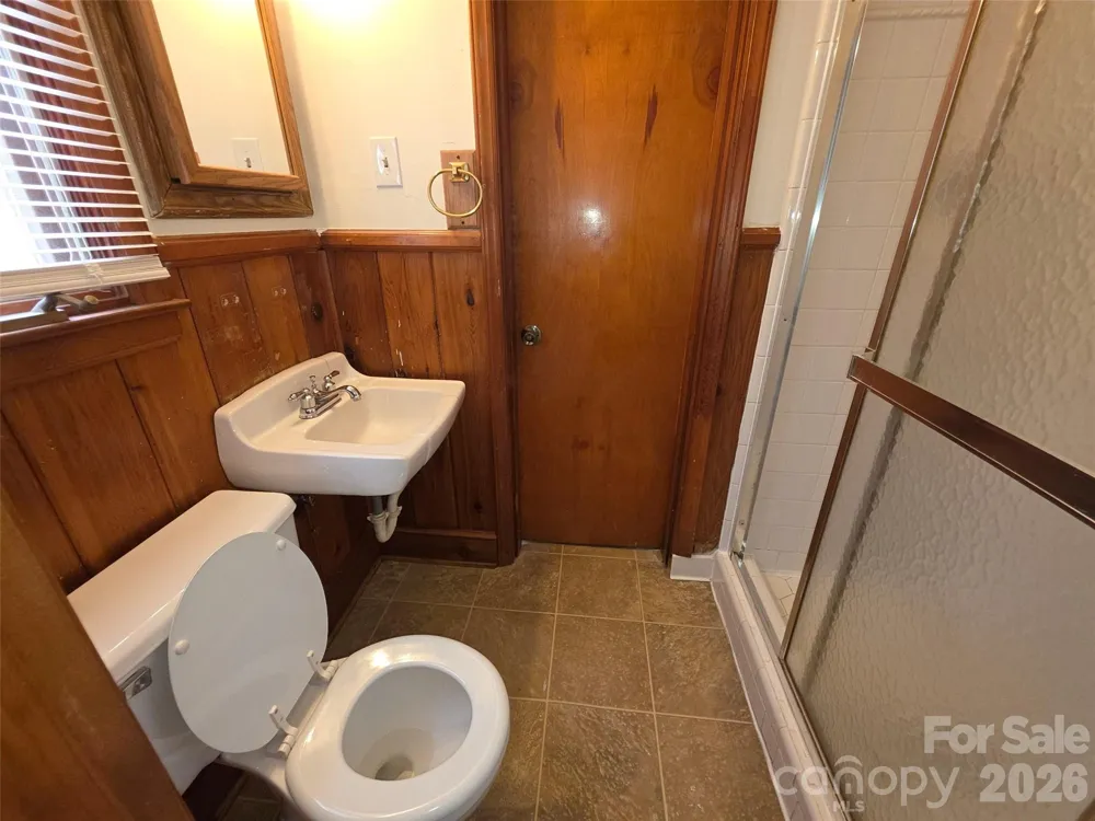 7600 Woodstream Drive Charlotte, NC 28210