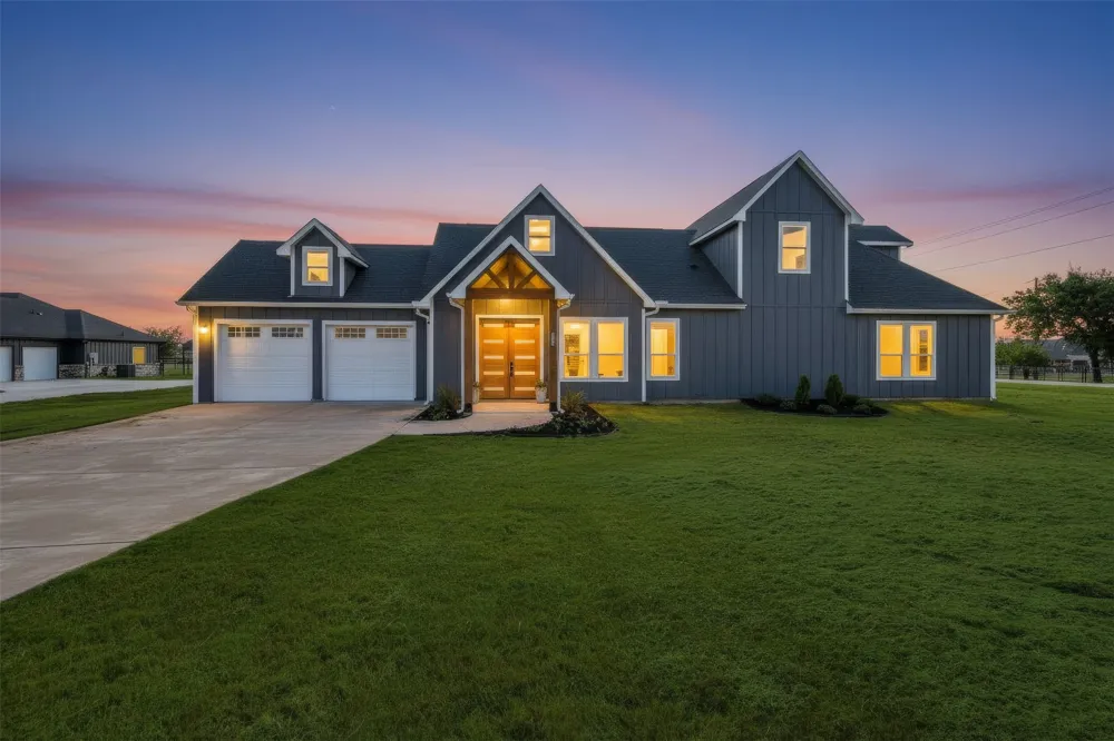 1561 Dixie Estates Way Whitesboro, TX 76273
