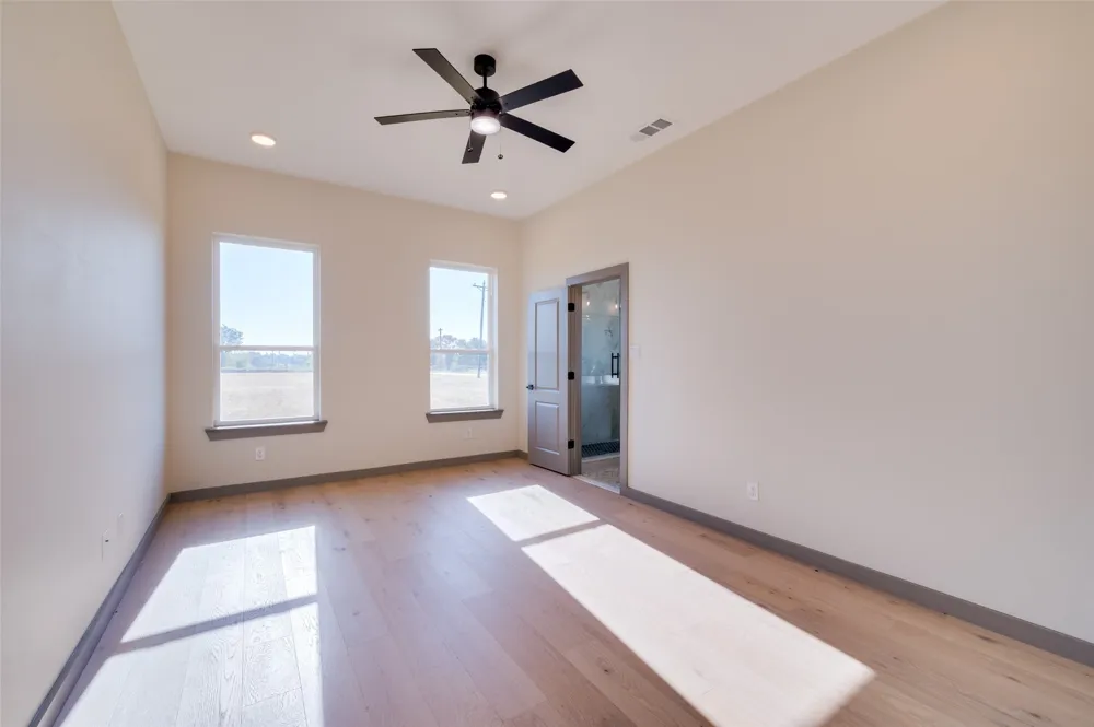 1561 Dixie Estates Way Whitesboro, TX 76273