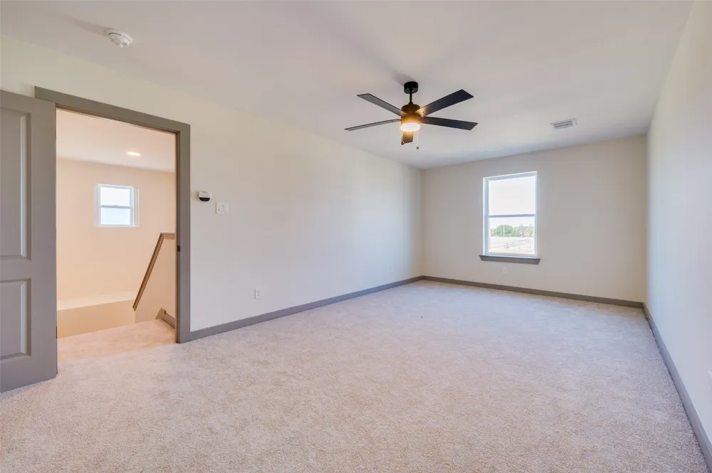 1561 Dixie Estates Way Whitesboro, TX 76273