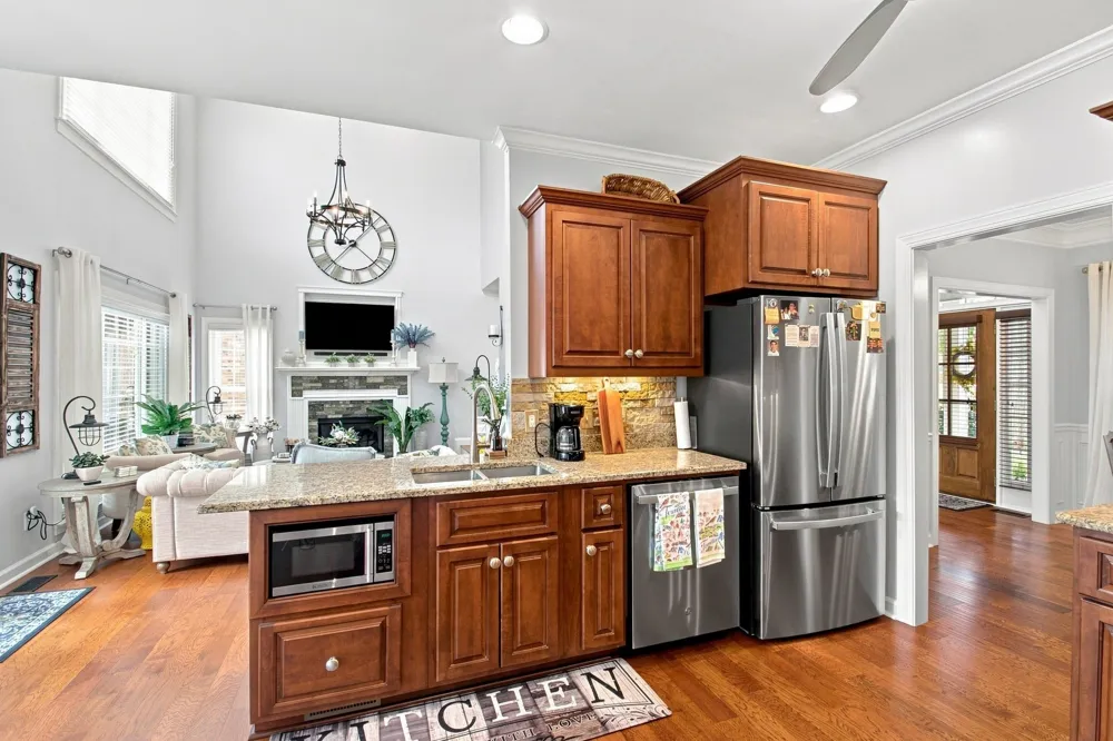 1011 Red Pepper Rdg Spring Hill, TN 37174