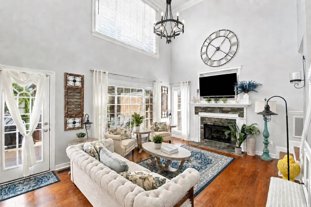 1011 Red Pepper Rdg Spring Hill, TN 37174