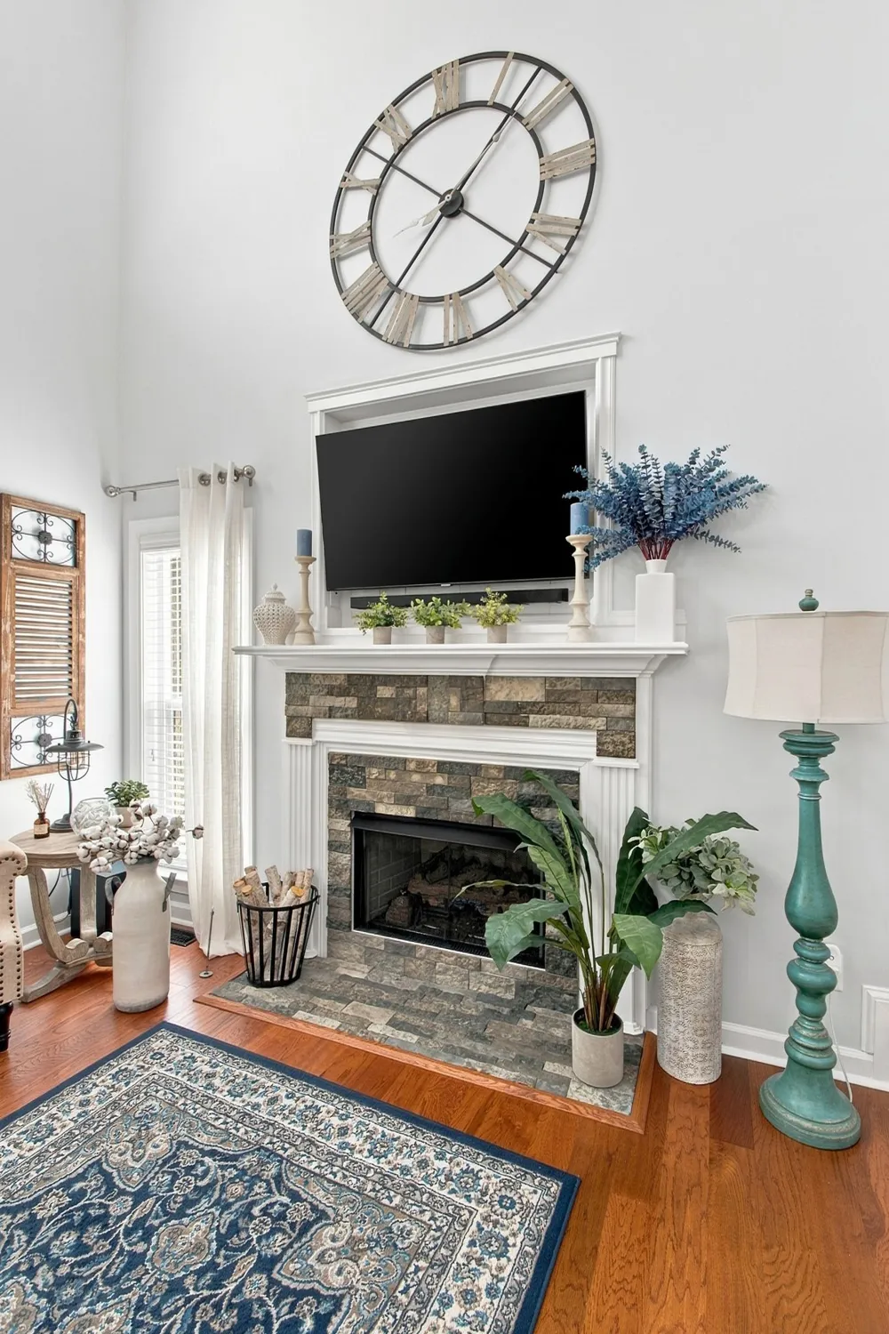 1011 Red Pepper Rdg Spring Hill, TN 37174
