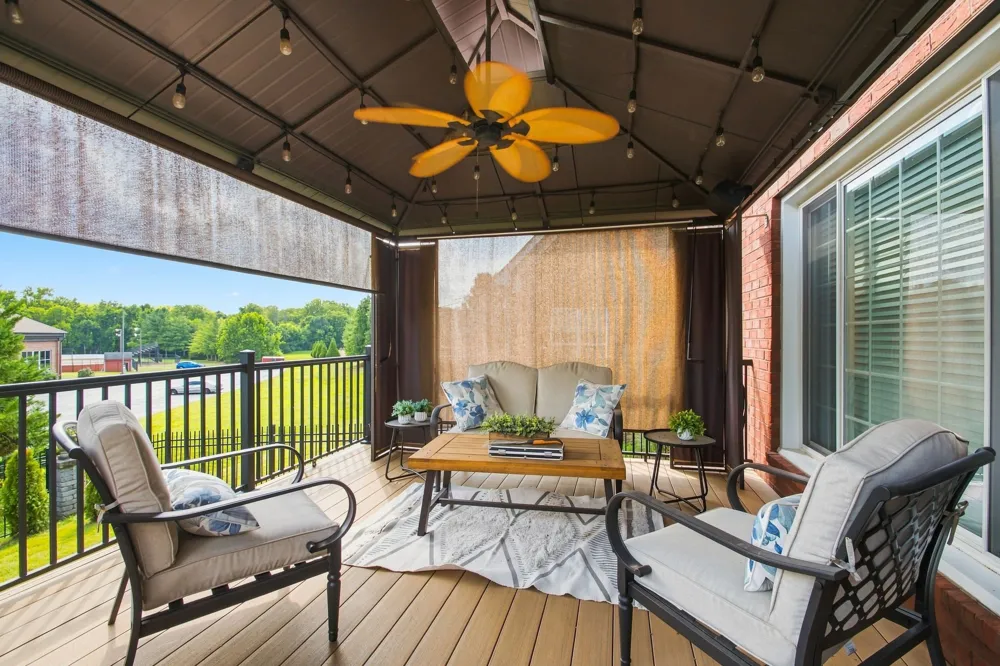 1011 Red Pepper Rdg Spring Hill, TN 37174