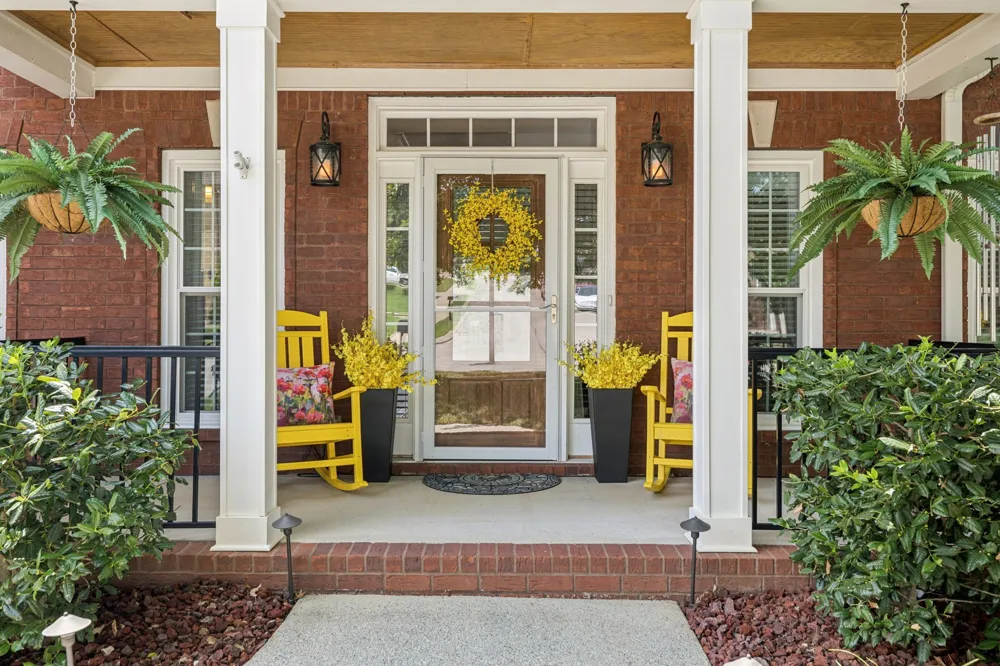 1011 Red Pepper Rdg Spring Hill, TN 37174