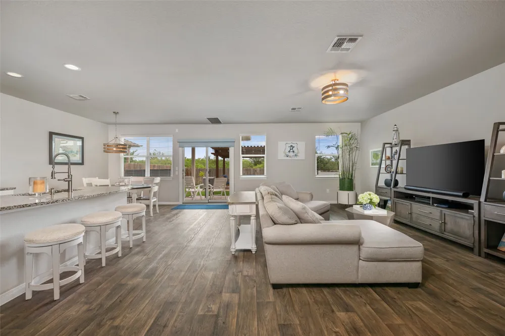 13901 Macquarie Drive Pflugerville, TX 78660