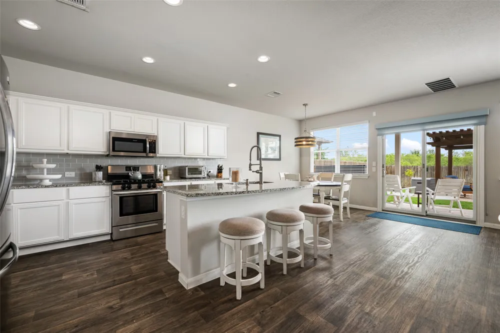 13901 Macquarie Drive Pflugerville, TX 78660